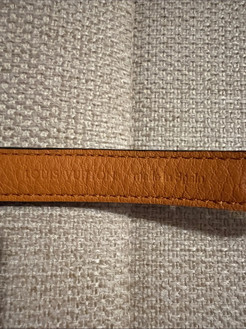 Louis Vuitton Essential V bracelet